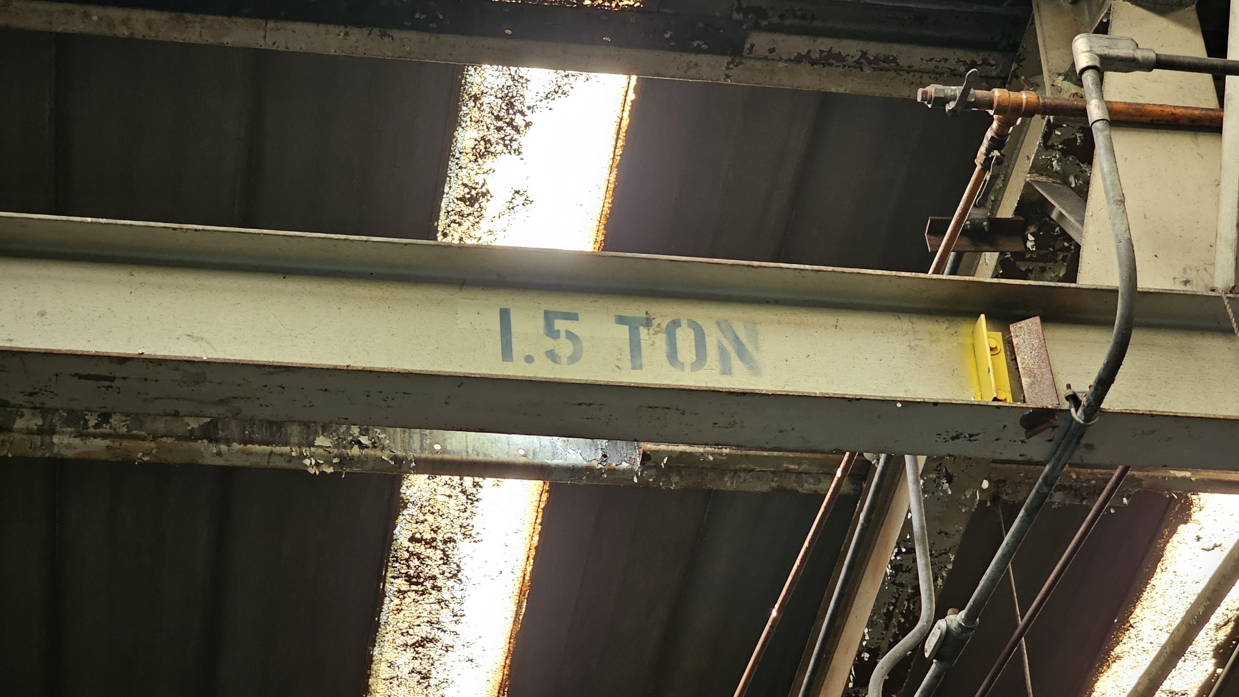 Maintenance Shop 1.5 Ton Crane